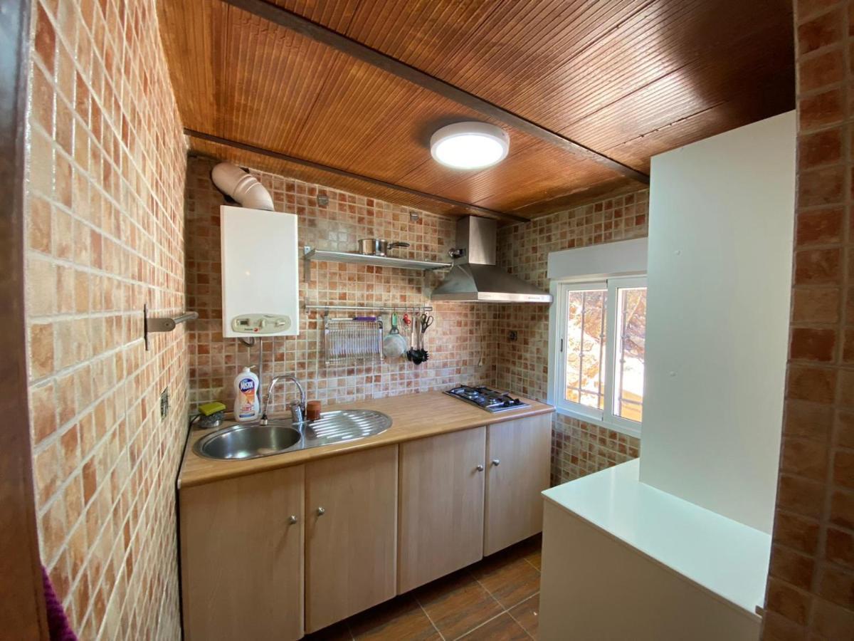 Estudio Coqueto Con Cocina, Bano Y Piscina De Temporada Compartida, A 8Km De Cordoba, En Plena Sierra,By Trassierrarooms المظهر الخارجي الصورة
